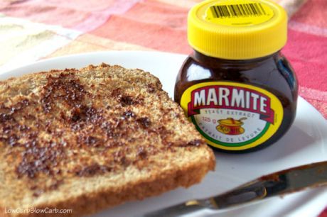 42. Toast mit Butter und Marmite, Britannien